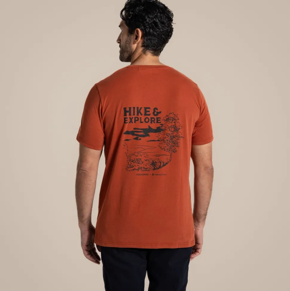 Men's National Trust Sabden Short Sleeved T-Shirt | Red Beach